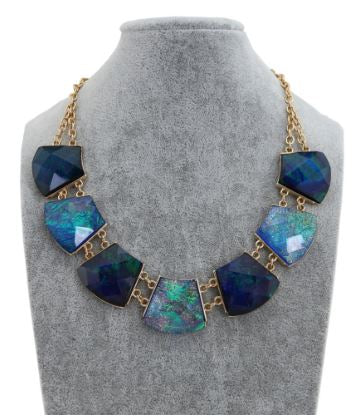 Ocean Luxe – Deep Blue Chunky Stone Necklace